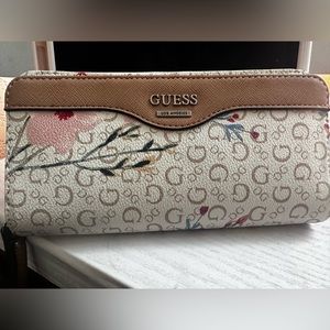 Vintage guess zipper wallet